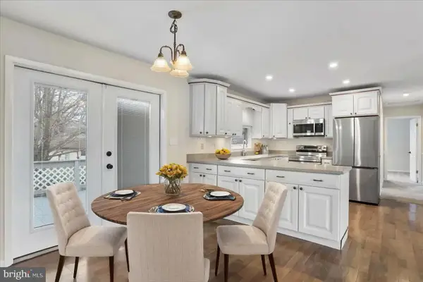 1349 Cedarwood Dr, HAGERSTOWN, MD 21742