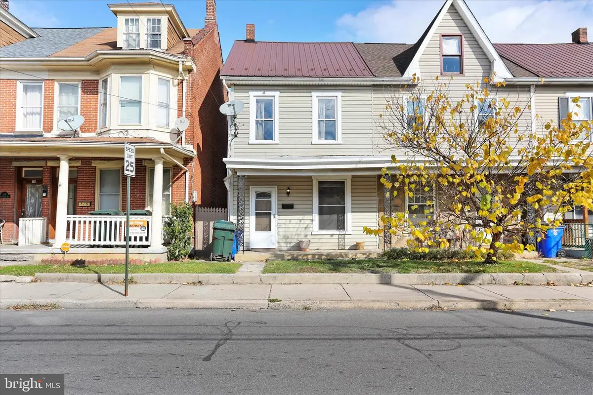 42 Fairground Ave, Hagerstown, MD 21740 - Image #1