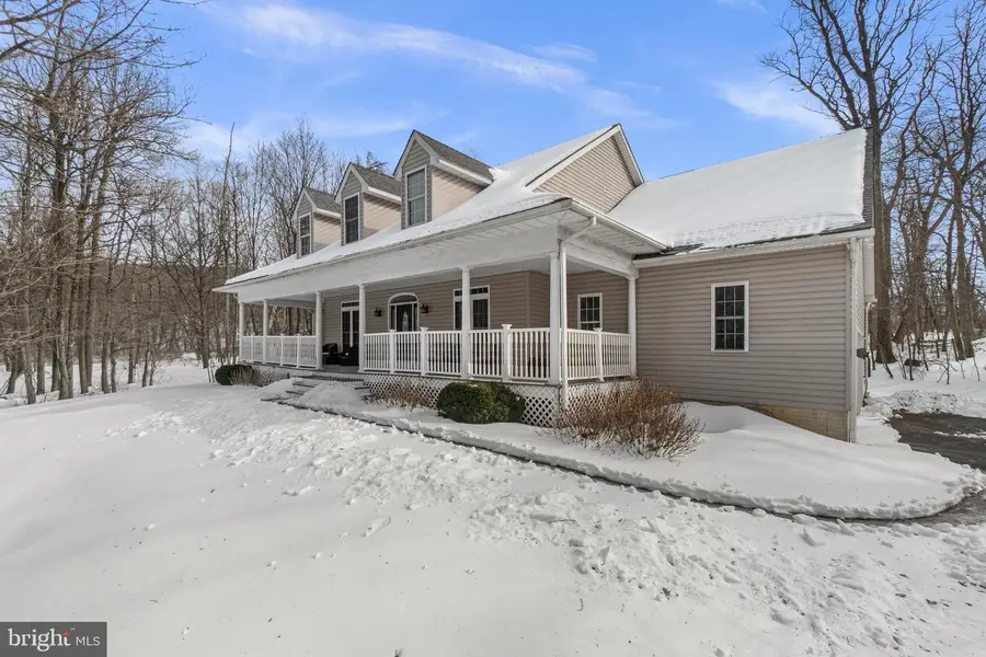 21877 Boonsboro Mountain Rd, Boonsboro, MD 21713 - Image #2