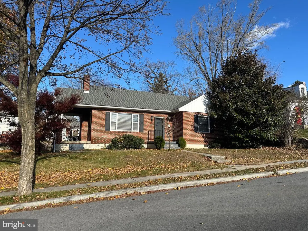 939 View St, Hagerstown, MD 21742 - Image #1