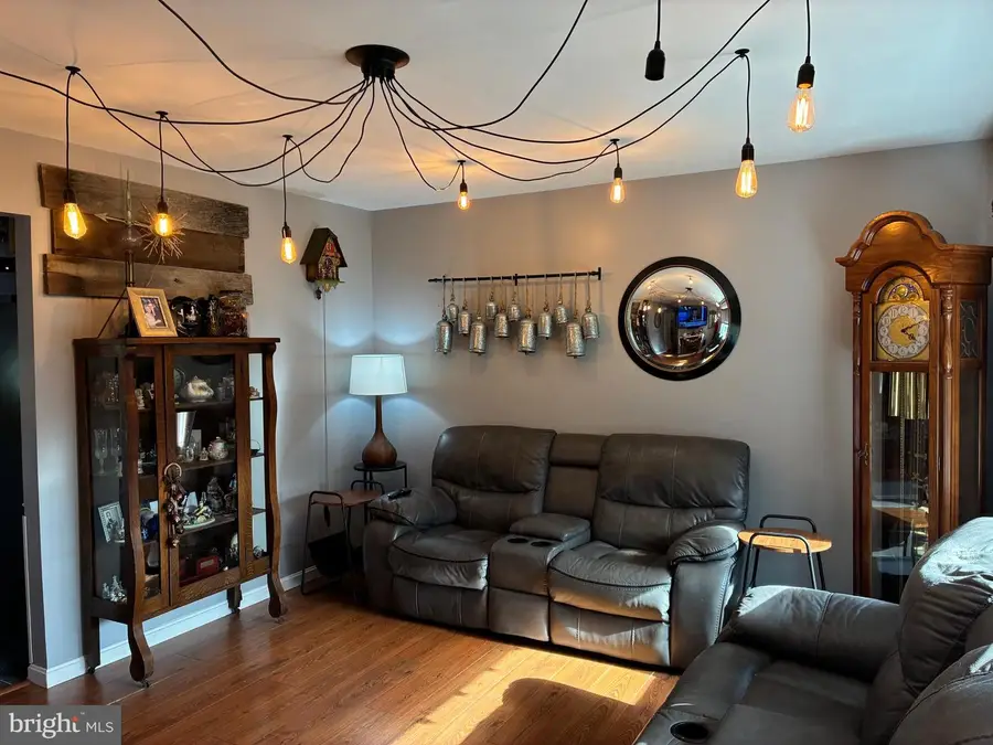 1108 W Irvin Ave W, Hagerstown, MD 21742 - Image #3