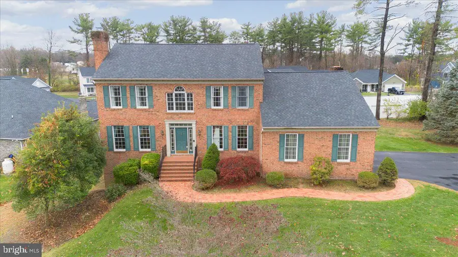 10808 Archer Ln, Williamsport, MD 21795 - Image #2