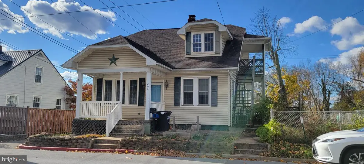 208 S Artizan St, Williamsport, MD 21795 - Image #1