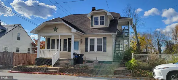 208 S Artizan St, WILLIAMSPORT, MD 21795