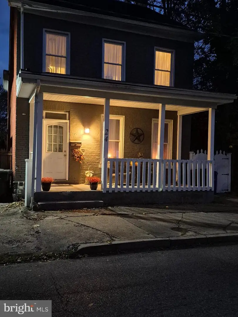 24 Madison Ave, Hagerstown, MD 21740 - Image #1
