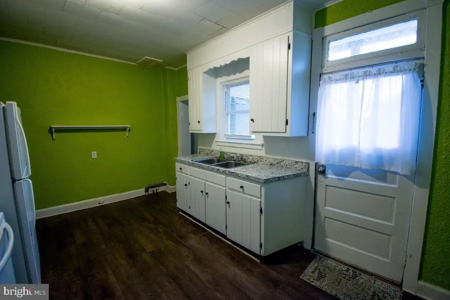 219 W Howard St W, Hagerstown, MD 21740 - Image #3