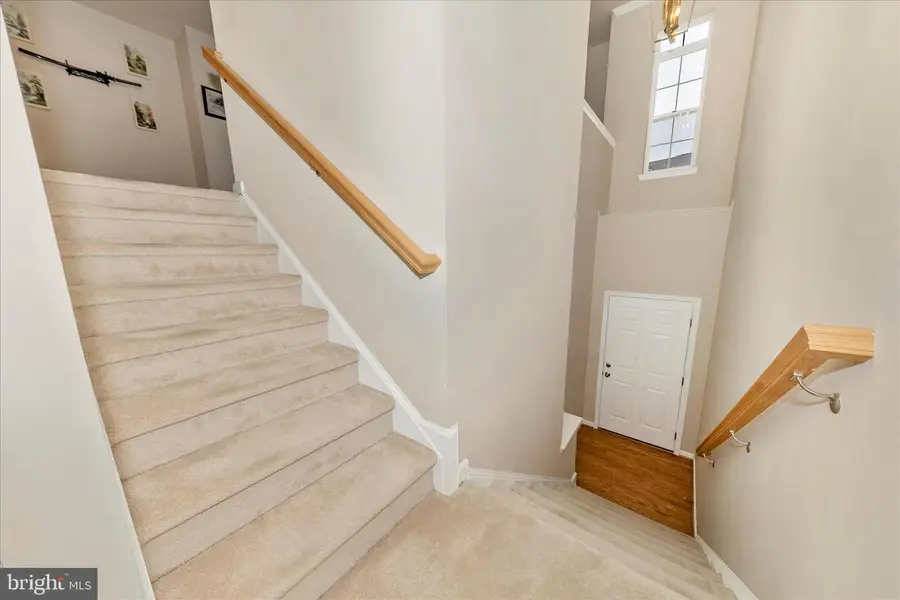 20213 Capital Ln, Hagerstown, MD 21742 - Image #2