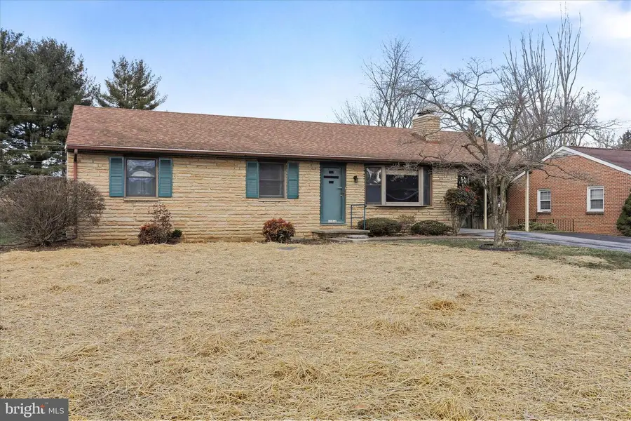 11812 Pheasant Trl, Hagerstown, MD 21742 - Image #2