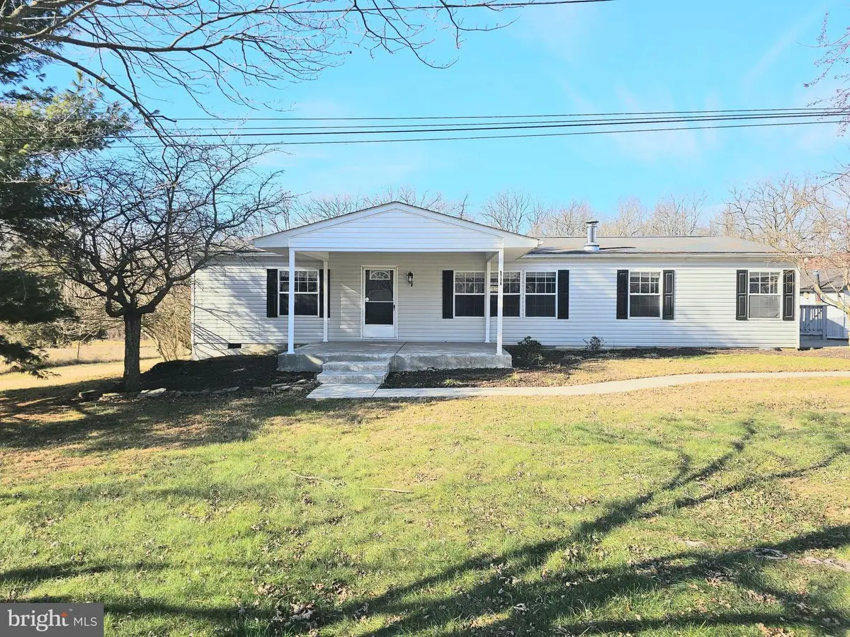 9706 Crabapple Ln, Hagerstown, MD 21740 - #1