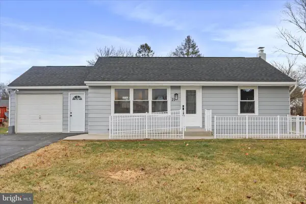 27 Harvard Rd, HAGERSTOWN, MD 21742
