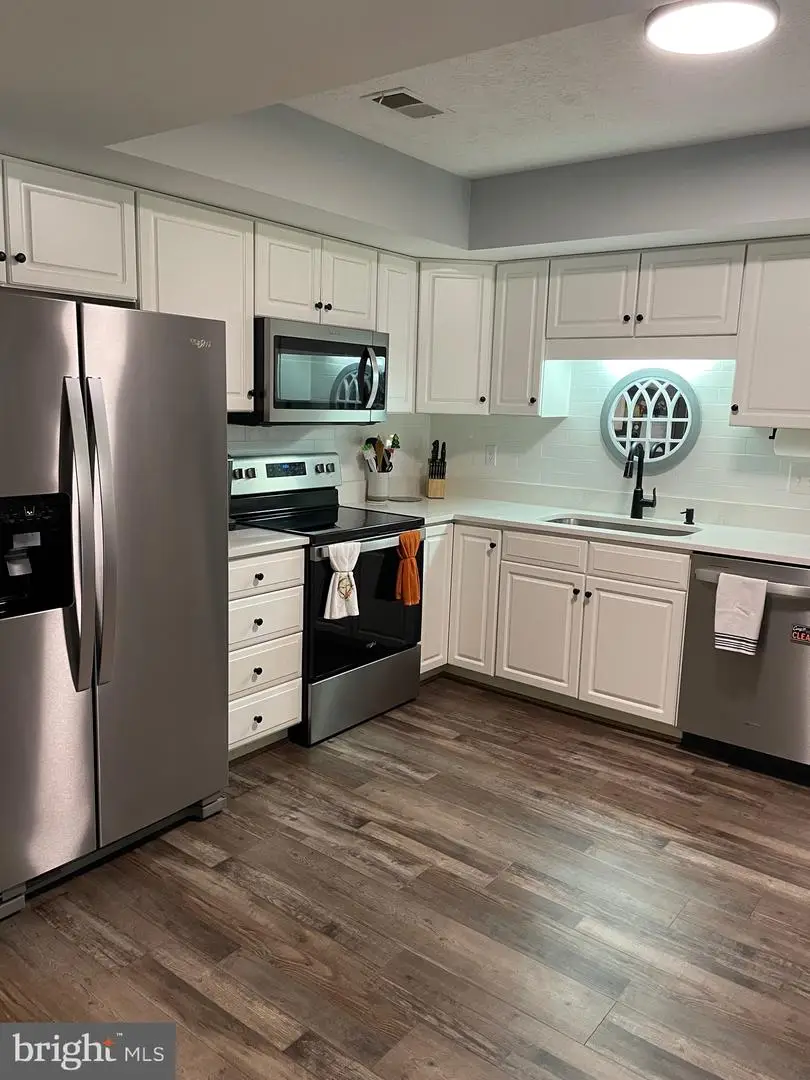 972 W Irvin Ave W, Hagerstown, MD 21742 - #2