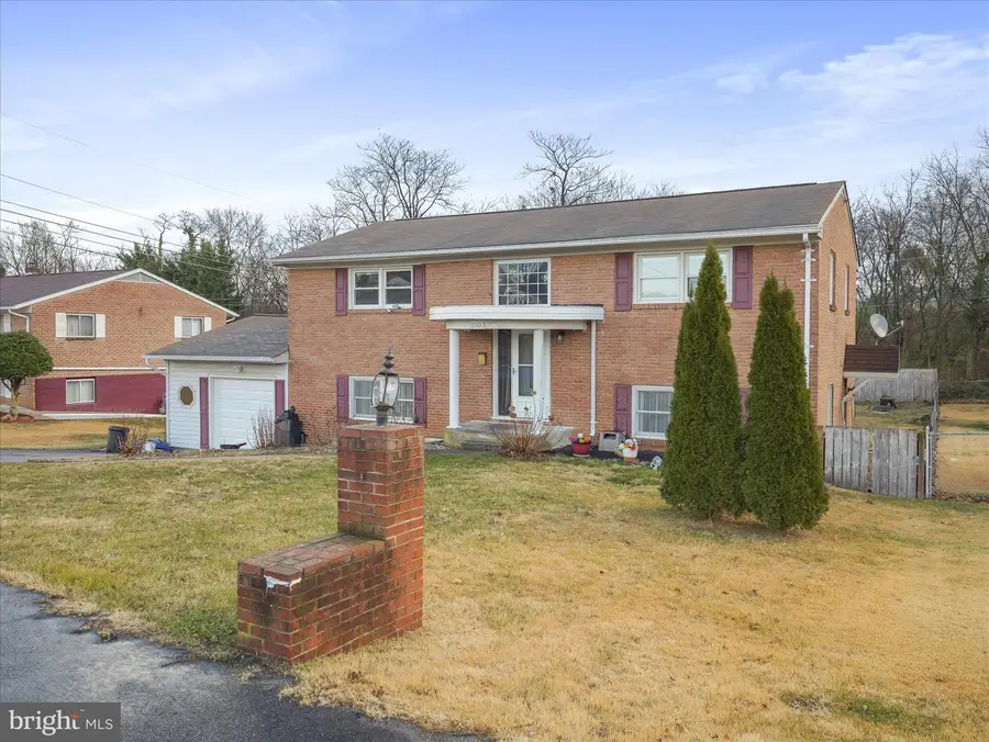 11503 Englewood Rd, Hagerstown, MD 21740 - Image #2