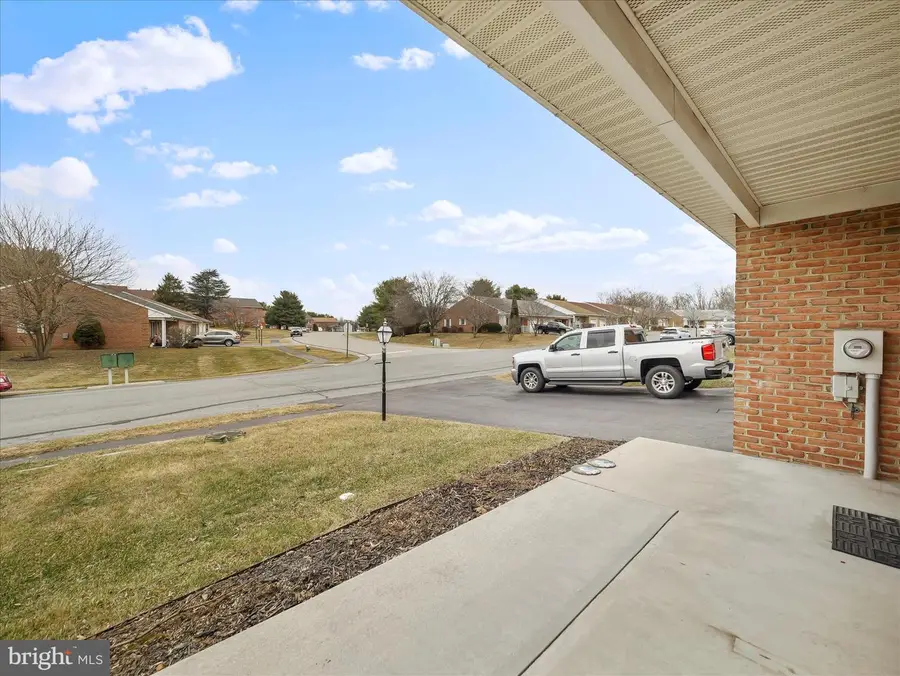 17923 Sand Wedge Dr, Hagerstown, MD 21740 - Image #3