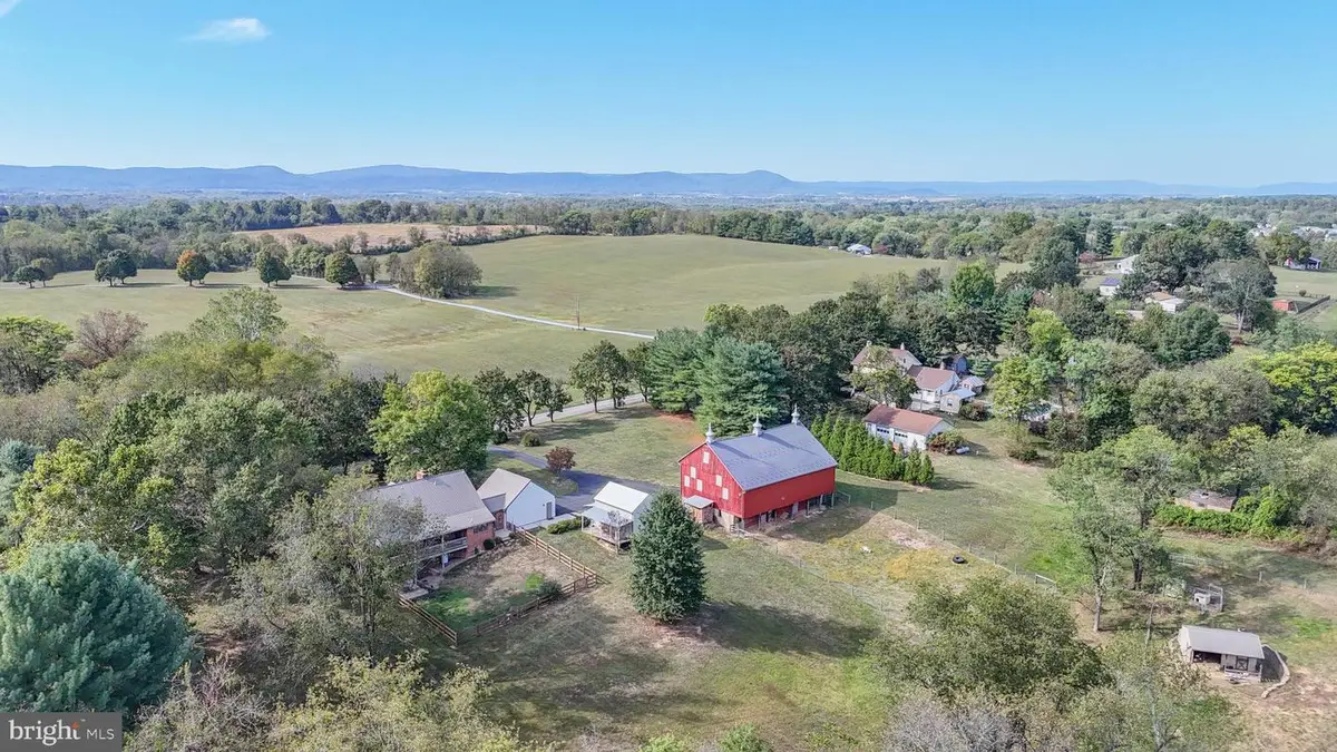 11625 Walnut Point Rd, Hagerstown, MD 21740 - Image #1