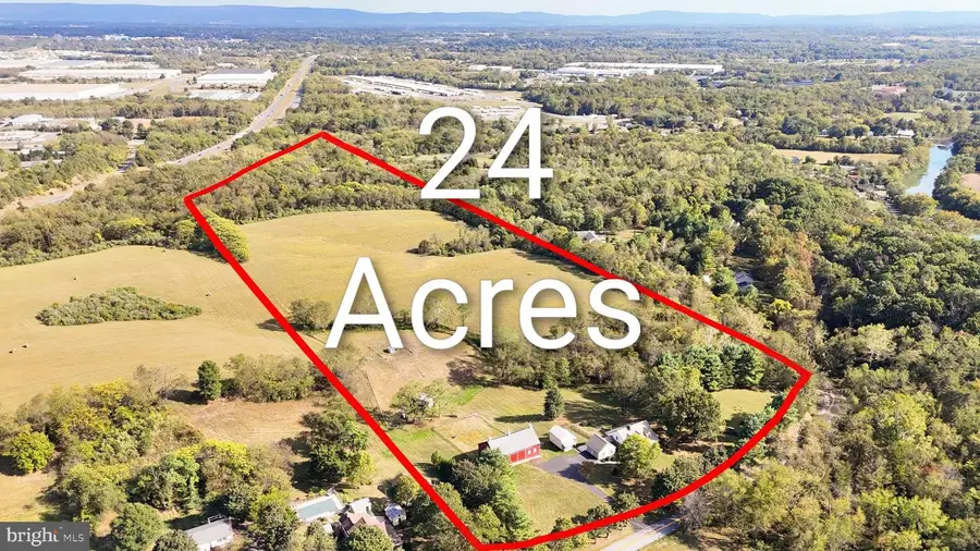 11625 Walnut Point Rd, Hagerstown, MD 21740 - Image #2