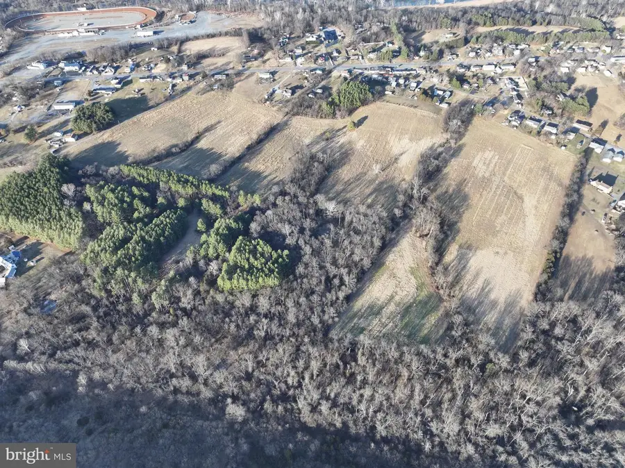 Walnut Pt W, Hagerstown, MD 21740 - Image #2