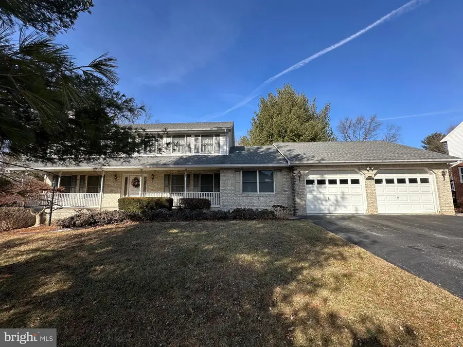 10510 Hershey Dr, Williamsport, MD 21795 - Image #2