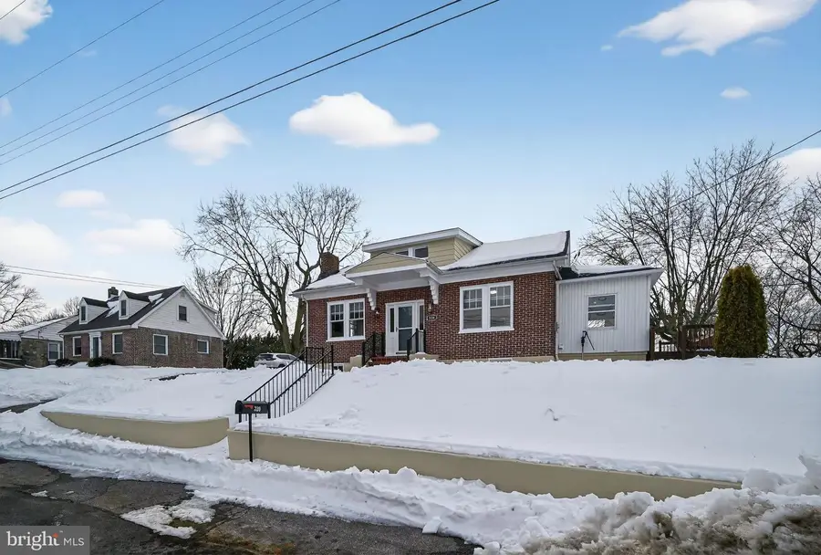 320 S Artizan St, Williamsport, MD 21795 - Image #2