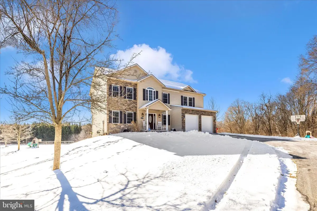 19529 Portsmouth Dr, Hagerstown, MD 21742 - Image #1