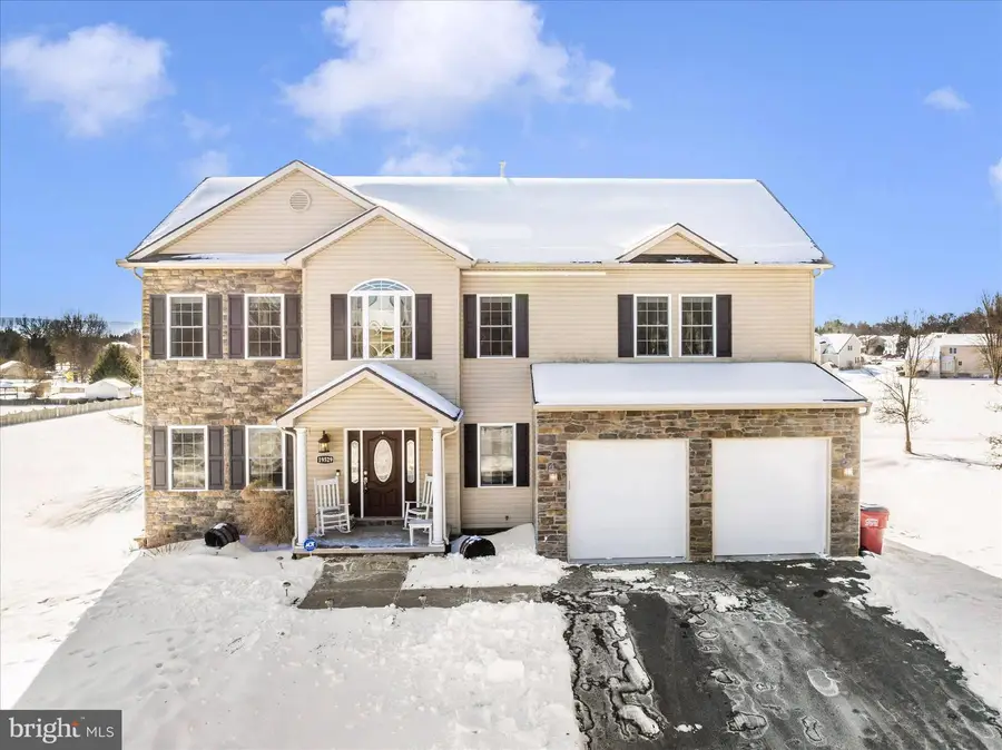 19529 Portsmouth Dr, Hagerstown, MD 21742 - Image #2