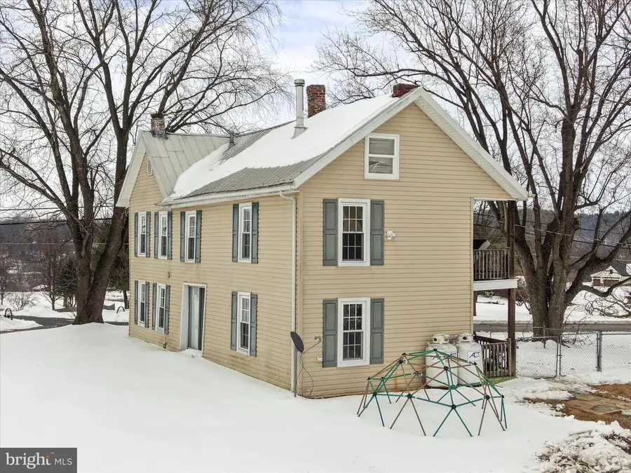 13643 Creek View Dr, Hagerstown, MD 21740 - Image #3