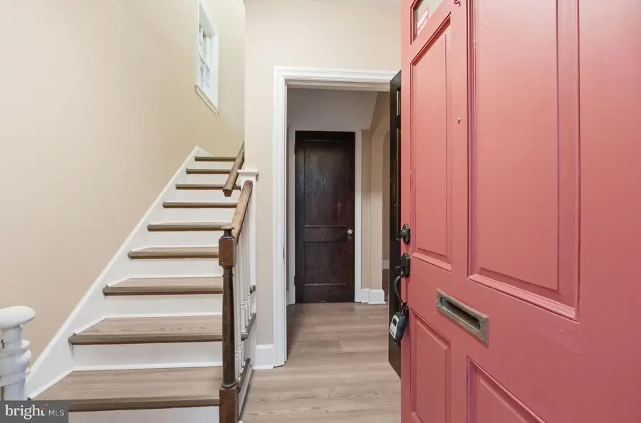 120 E Irvin Ave, Hagerstown, MD 21742 - #2