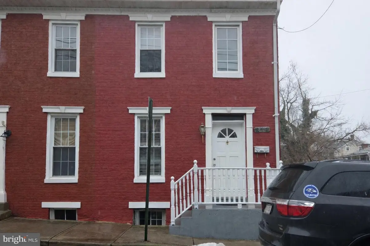 212 N Mulberry St, Hagerstown, MD 21740 - #1