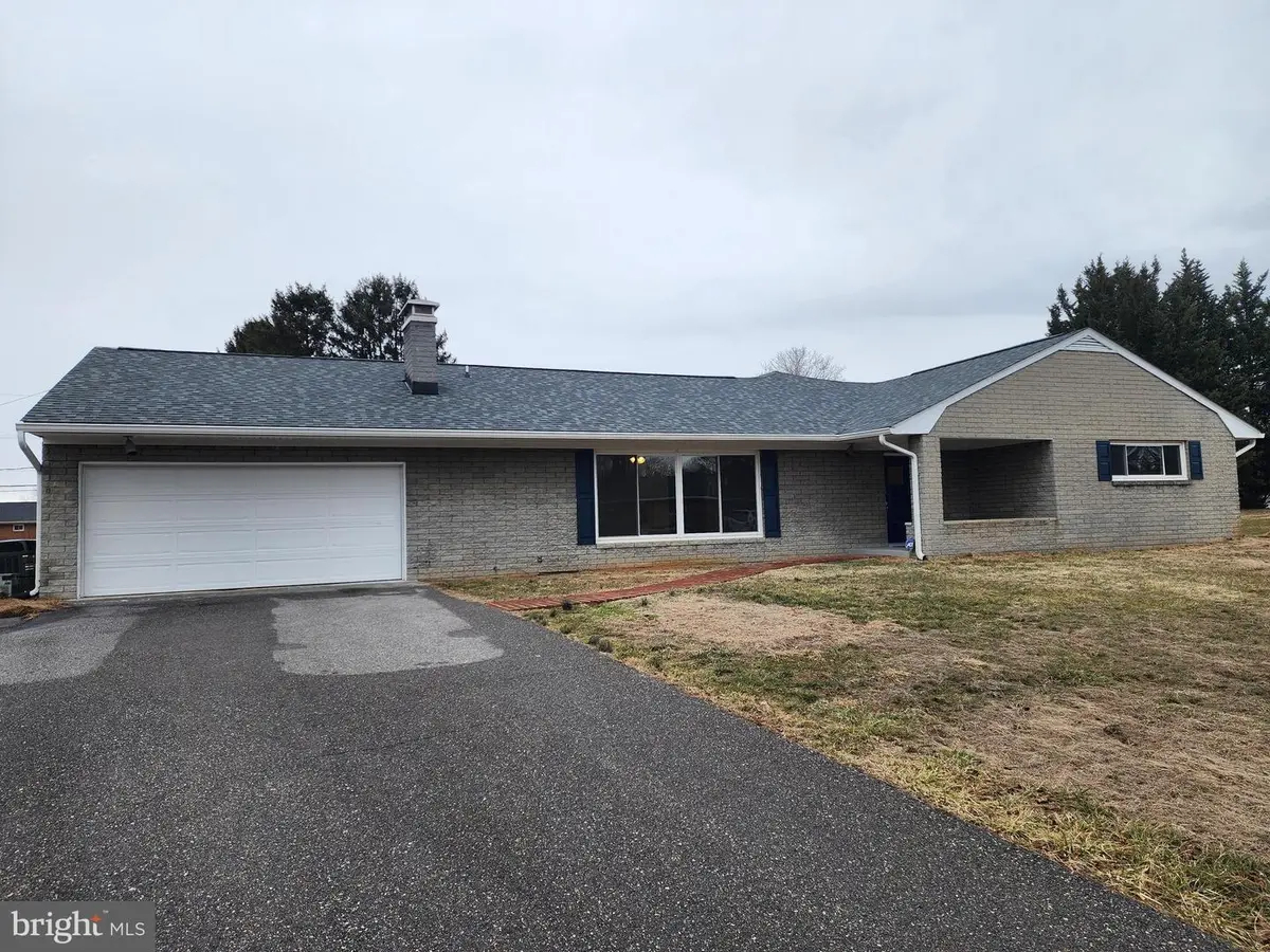 15 Brightwood Cir, Hagerstown, MD 21740 - #1