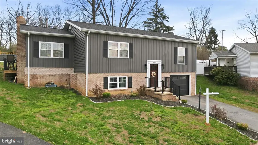 1341 Outer Dr, Hagerstown, MD 21742 - #2