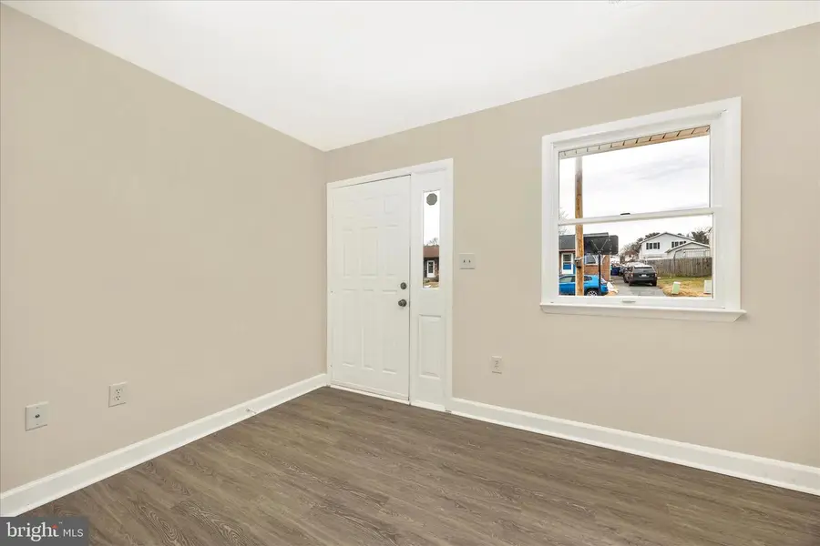 351 Yorkshire Dr, Hagerstown, MD 21740 - #2