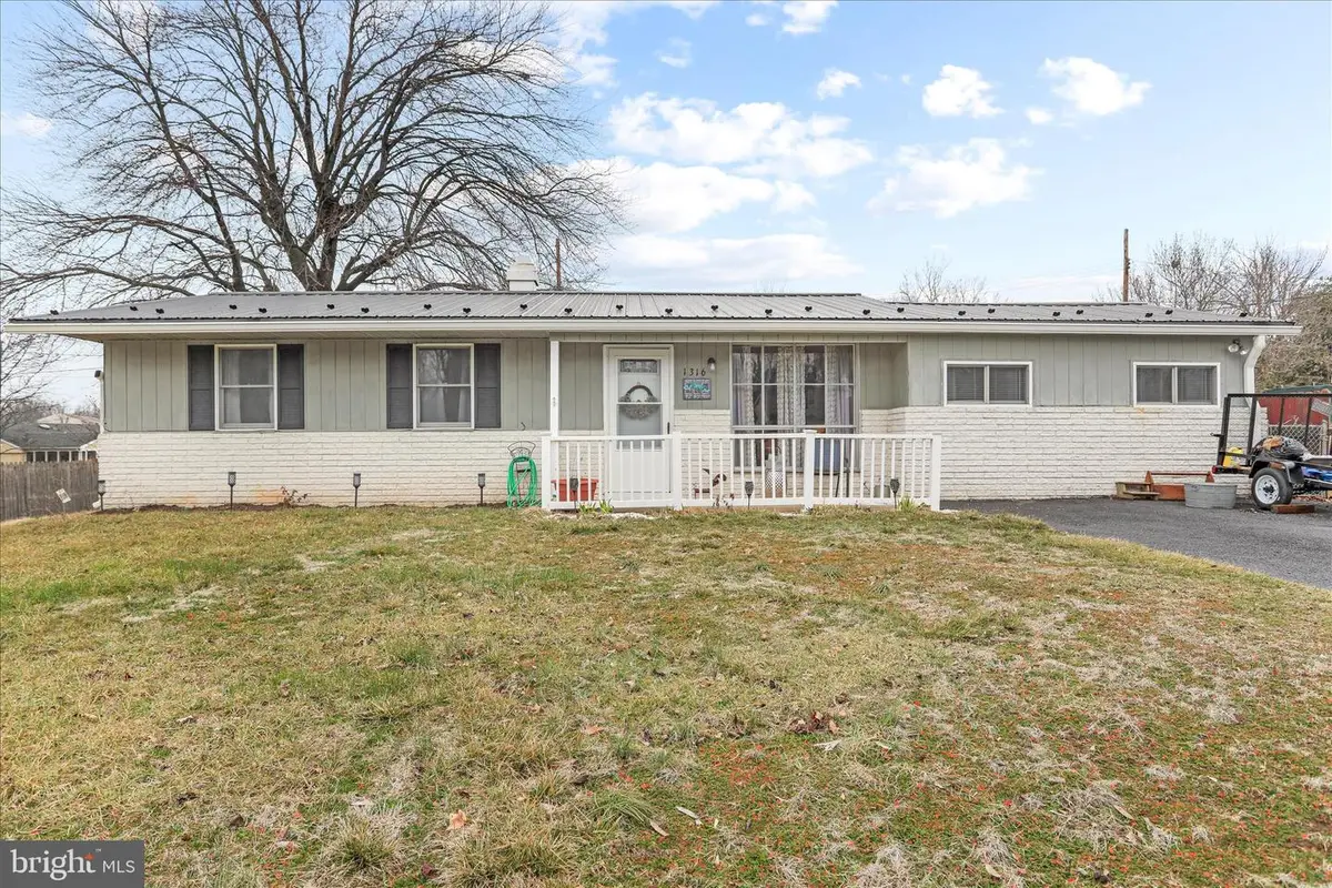 1316 Outer Dr, Hagerstown, MD 21742 - #1