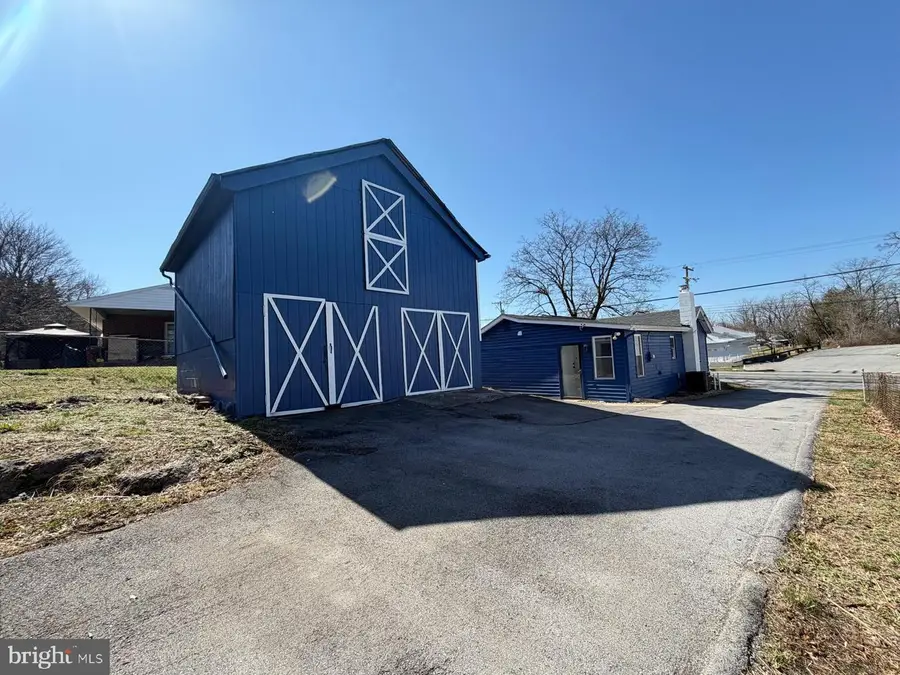 14715 Pennsylvania Ave, Hagerstown, MD 21742 - #3