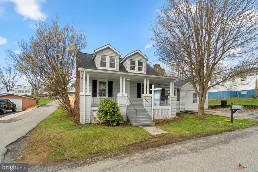 19 Brent St, Hancock, MD 21750 - #2