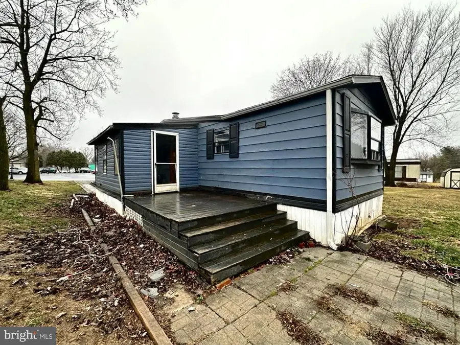 16936 Shadybrook Ter, Hagerstown, MD 21740 - #3