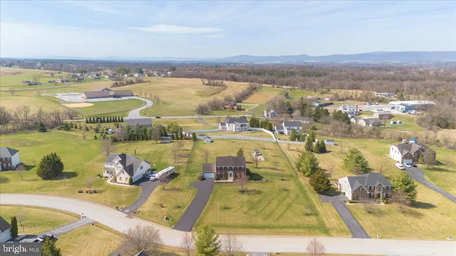 17015 Bivens Ln, Hagerstown, MD 21740 - #2