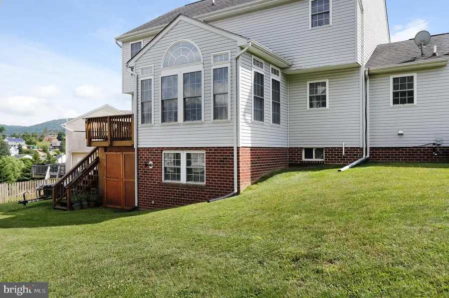 103 Drew Cir, Smithsburg, MD 21783 - #2