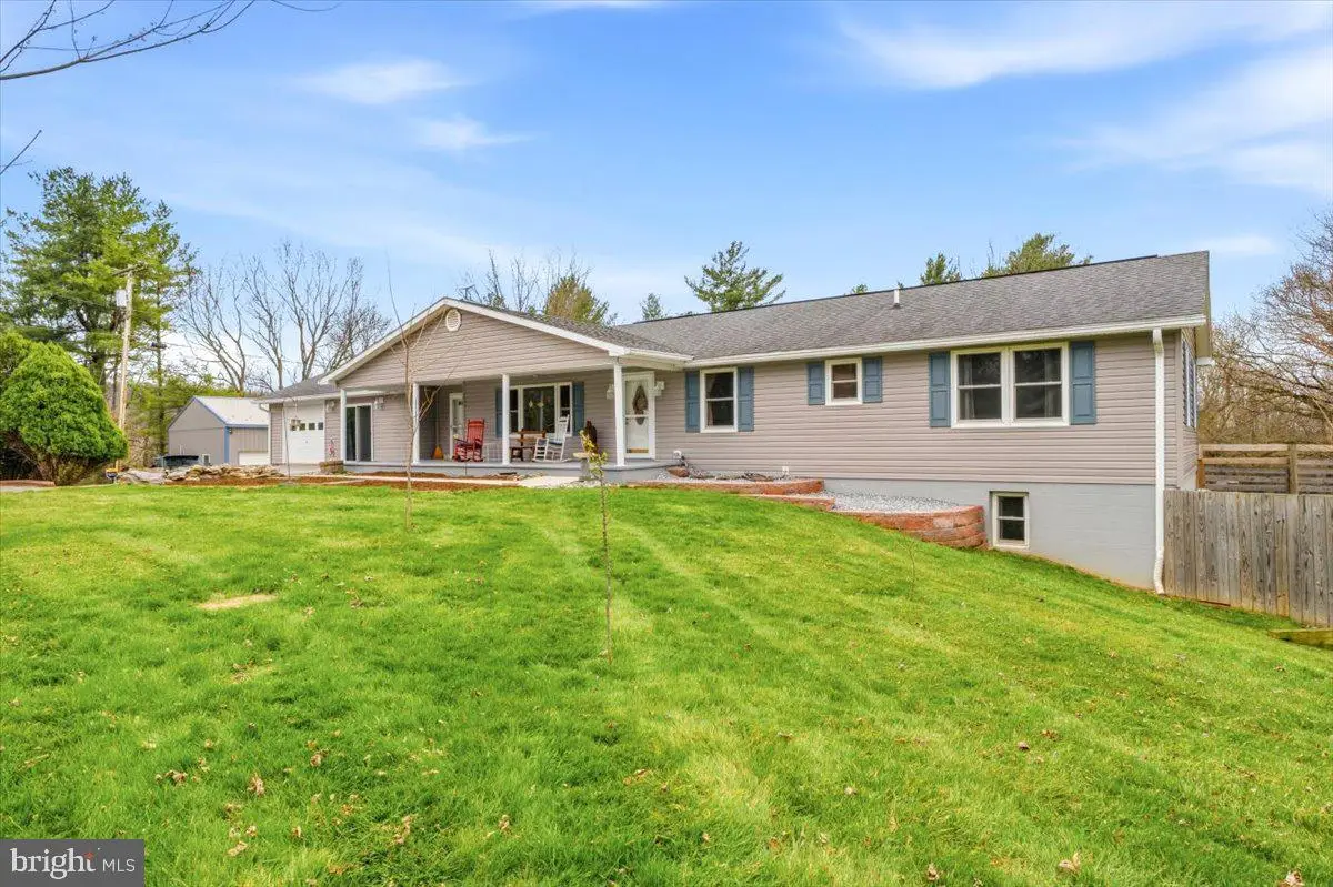 18711 Burnside Bridge Rd, Sharpsburg, MD 21782 - #1