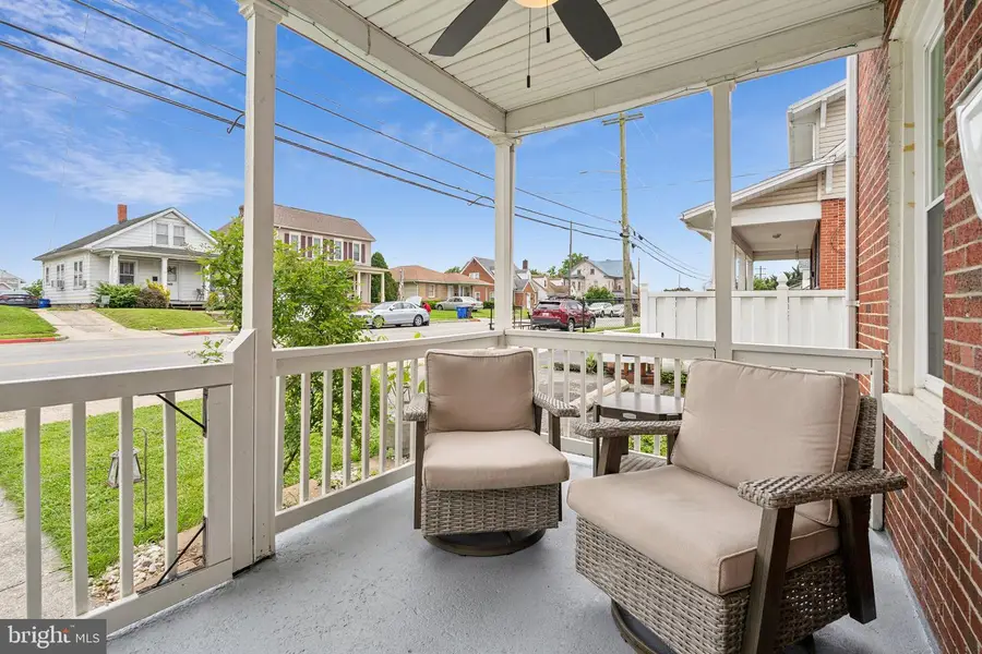 35 N Cleveland Ave, Hagerstown, MD 21740 - #3