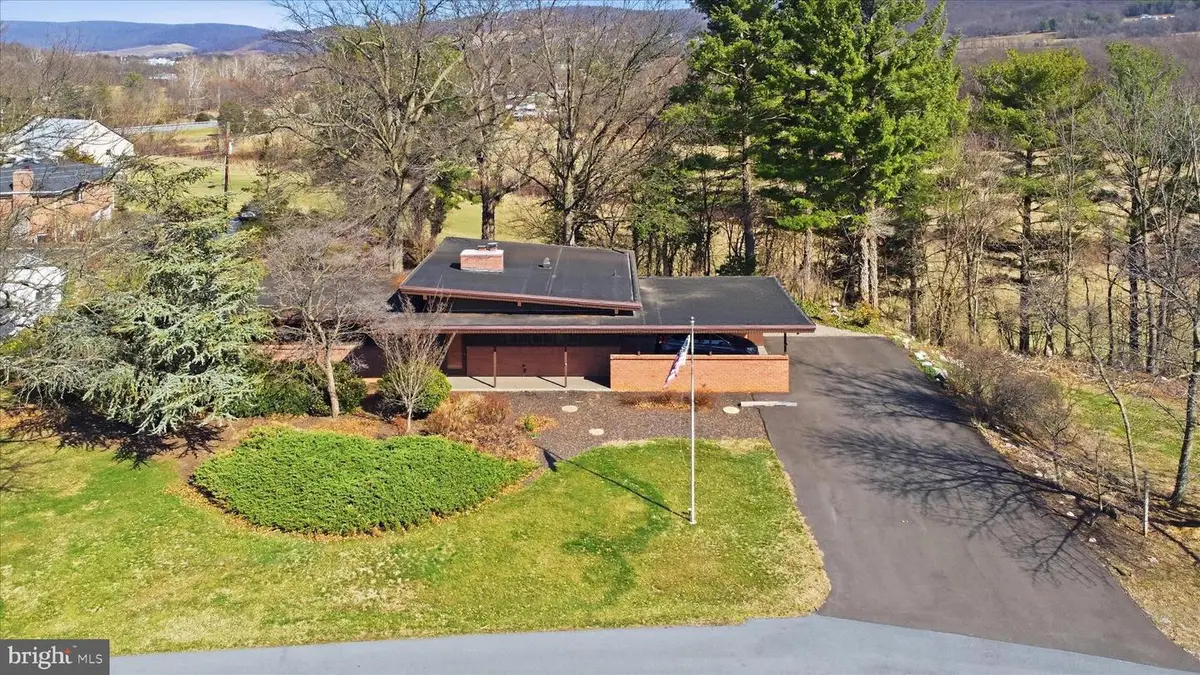 11903 Haven Hill Dr, Smithsburg, MD 21783 - #1