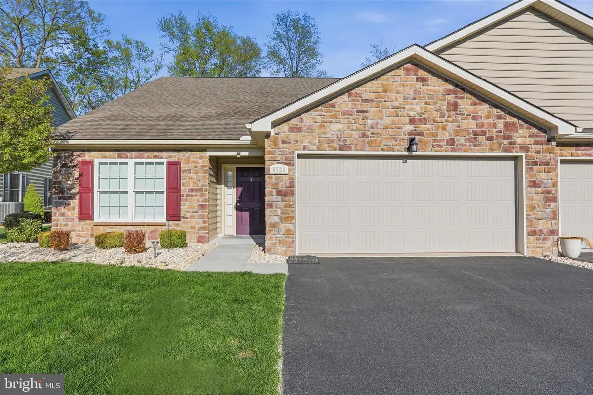 9723 Cobble Stone Ct, Hagerstown, MD 21740 - #1