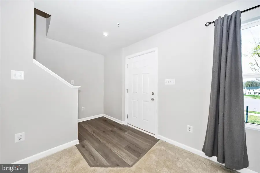 99 Charlotte St, Hagerstown, MD 21740 - #2