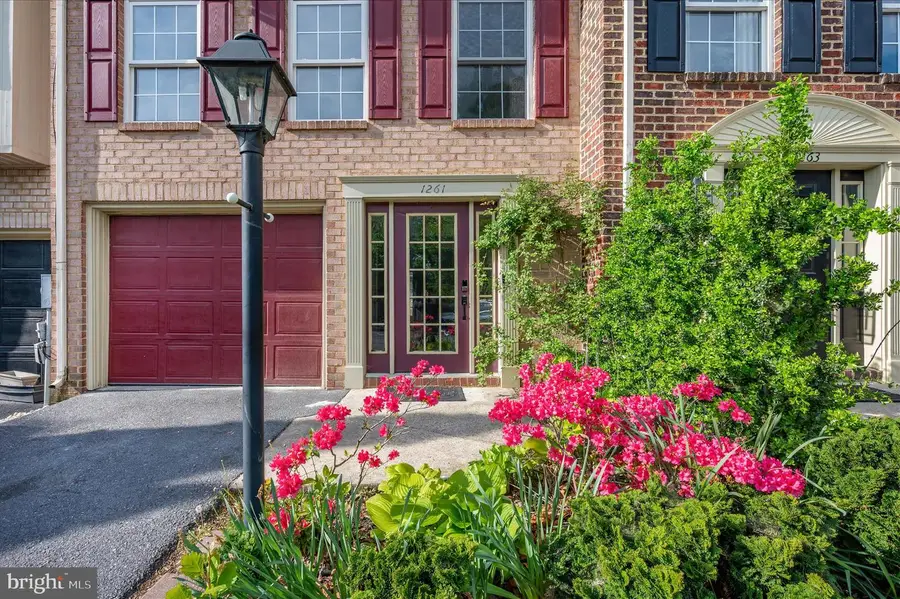 1261 Lindsay Ln, Hagerstown, MD 21742 - #2