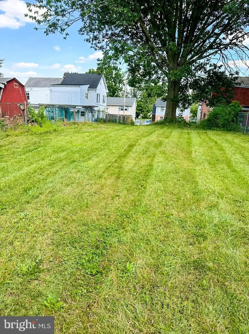 747 Spruce St, Hagerstown, MD 21740 - #2