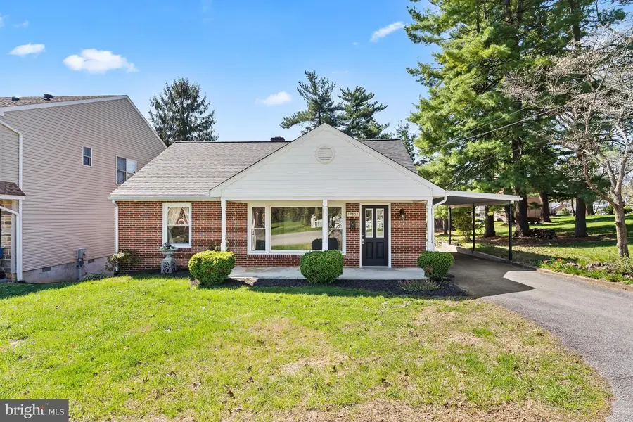 17521 Gay St, Hagerstown, MD 21740 - #2