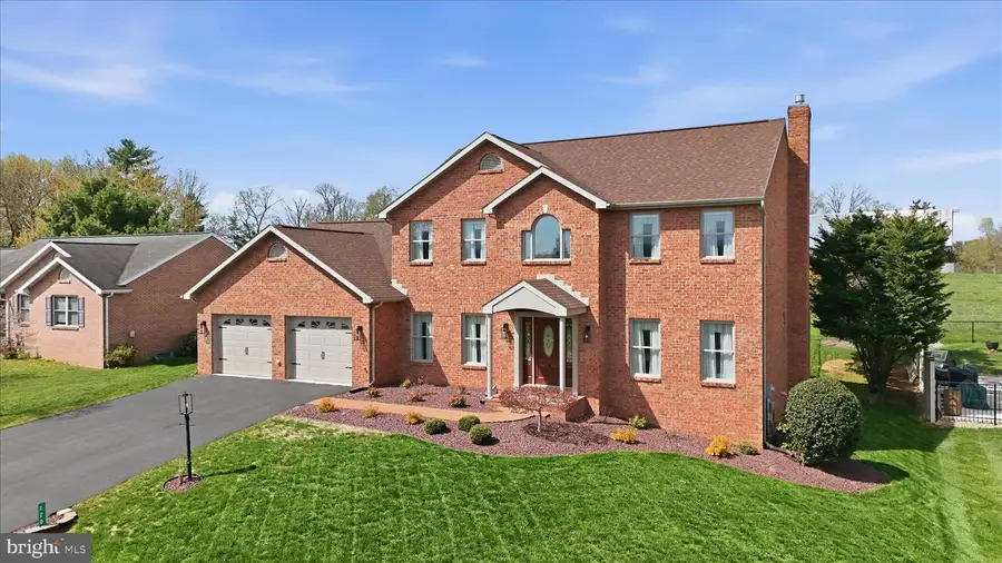 220 Montclair Ct, Hagerstown, MD 21742 - #2