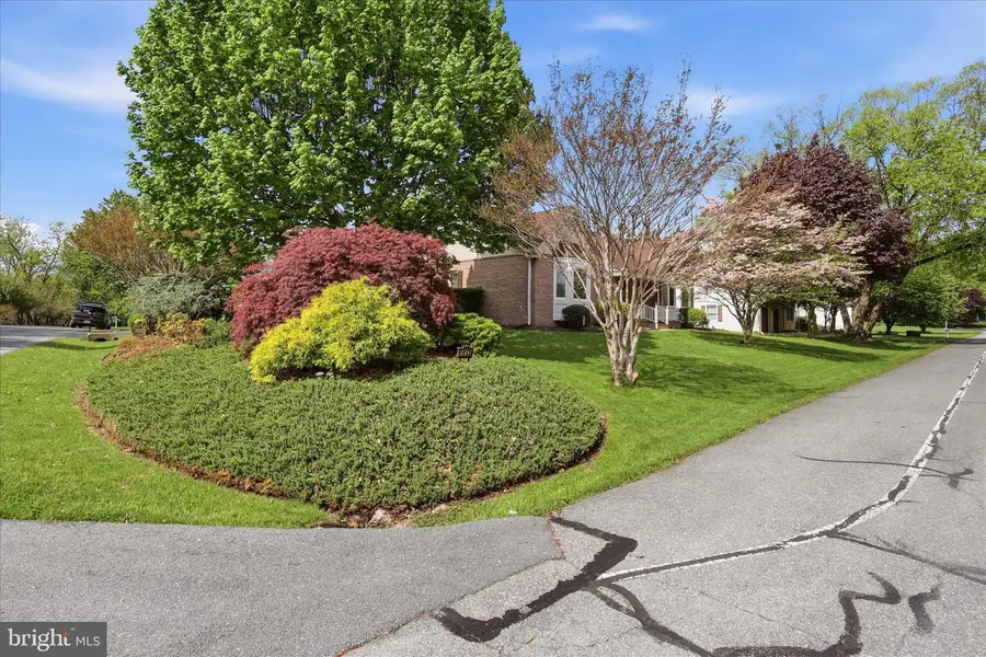 1813 Winston Dr, Hagerstown, MD 21740 - #3