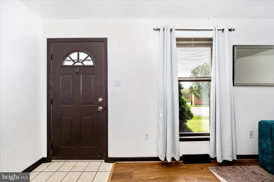 21 Carriage Hill Dr, Hagerstown, MD 21742 - #3