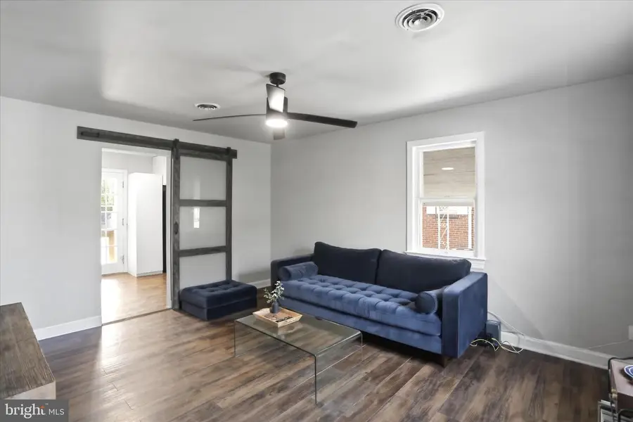 409 S Artizan St, Williamsport, MD 21795 - #2