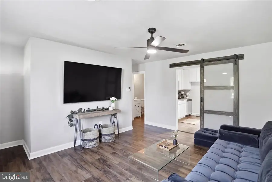 409 S Artizan St, Williamsport, MD 21795 - #3