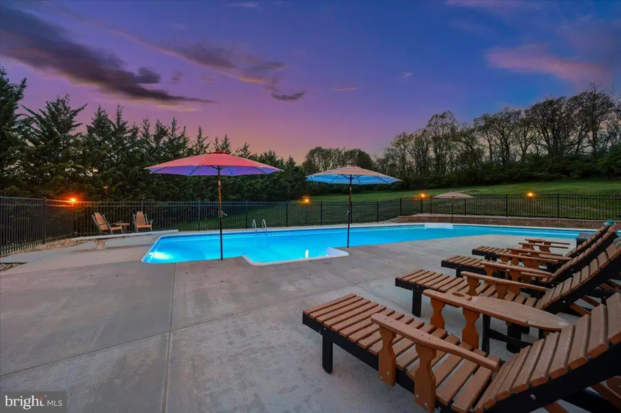 10204 Easterday Ct, Hagerstown, MD 21742 - #2